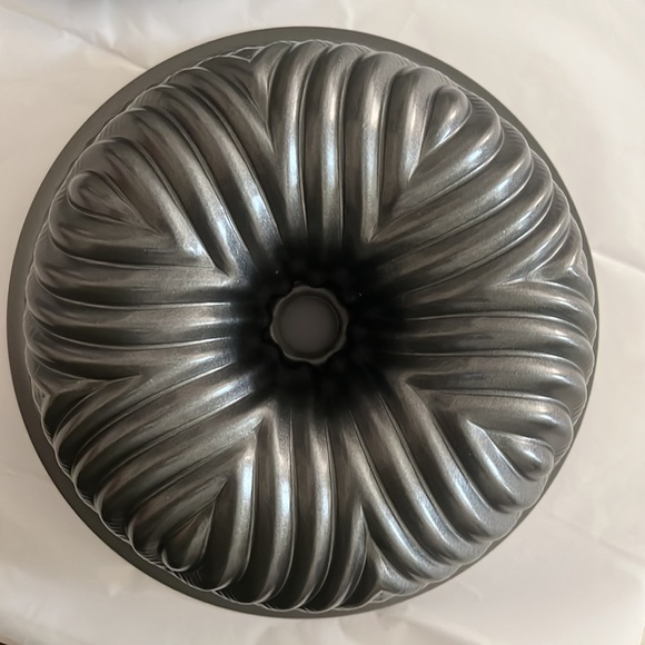 Member’s Mark Kitchen Members Mark 4 Piece Set Of Bakeware Nib Poshmark